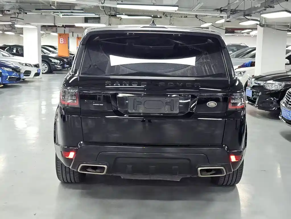 Land Rover Sport PHEV — миниатюра 5