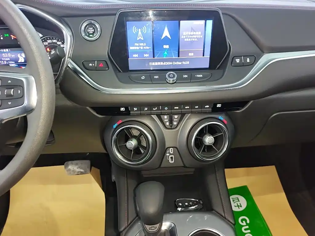 Chevrolet Blazer — миниатюра 13