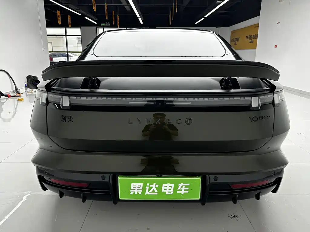 Lynk & Co 10 — миниатюра 5