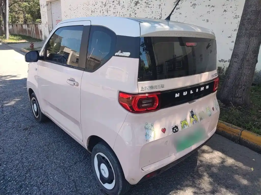 Wuling MINIEV — миниатюра 5