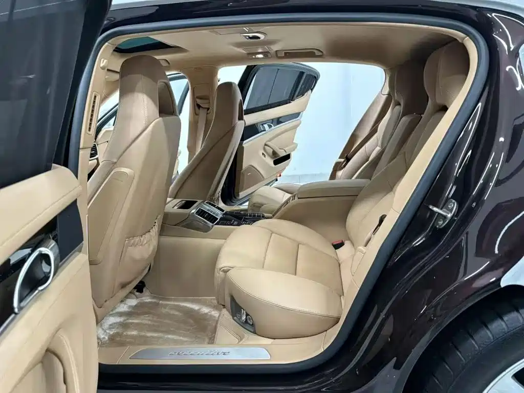 Porsche Panamera — миниатюра 6