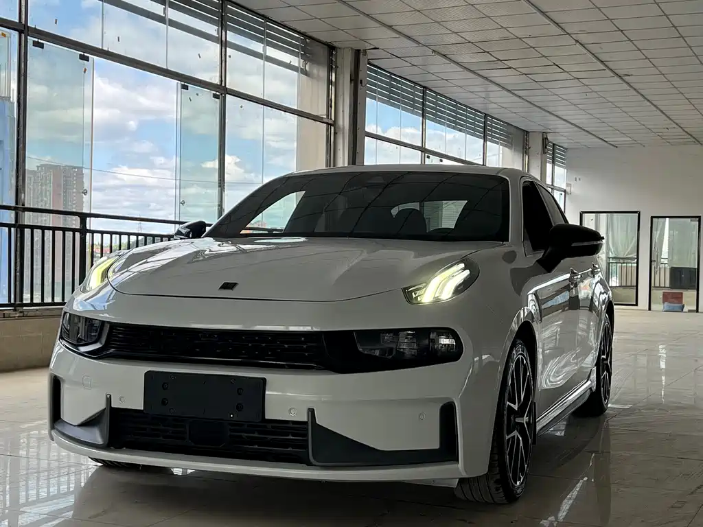 Lynk & Co 03 2019