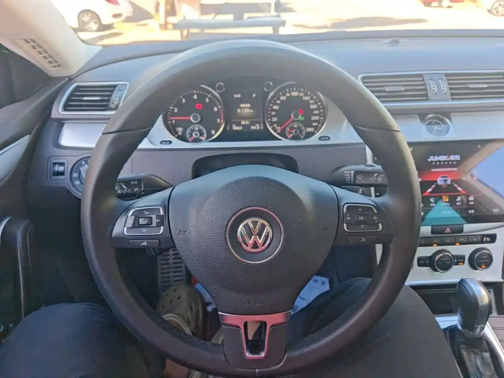 Volkswagen CC — миниатюра 11