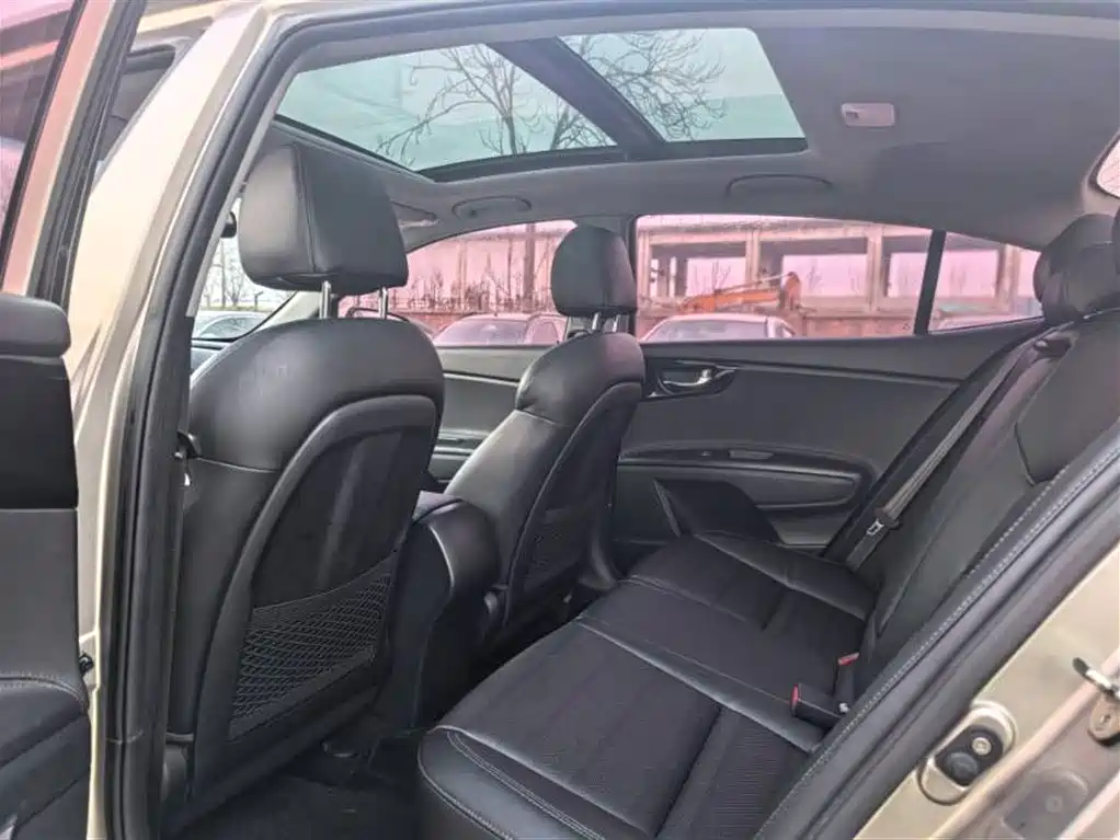 Kia K4 2014 1.8L AT GLS