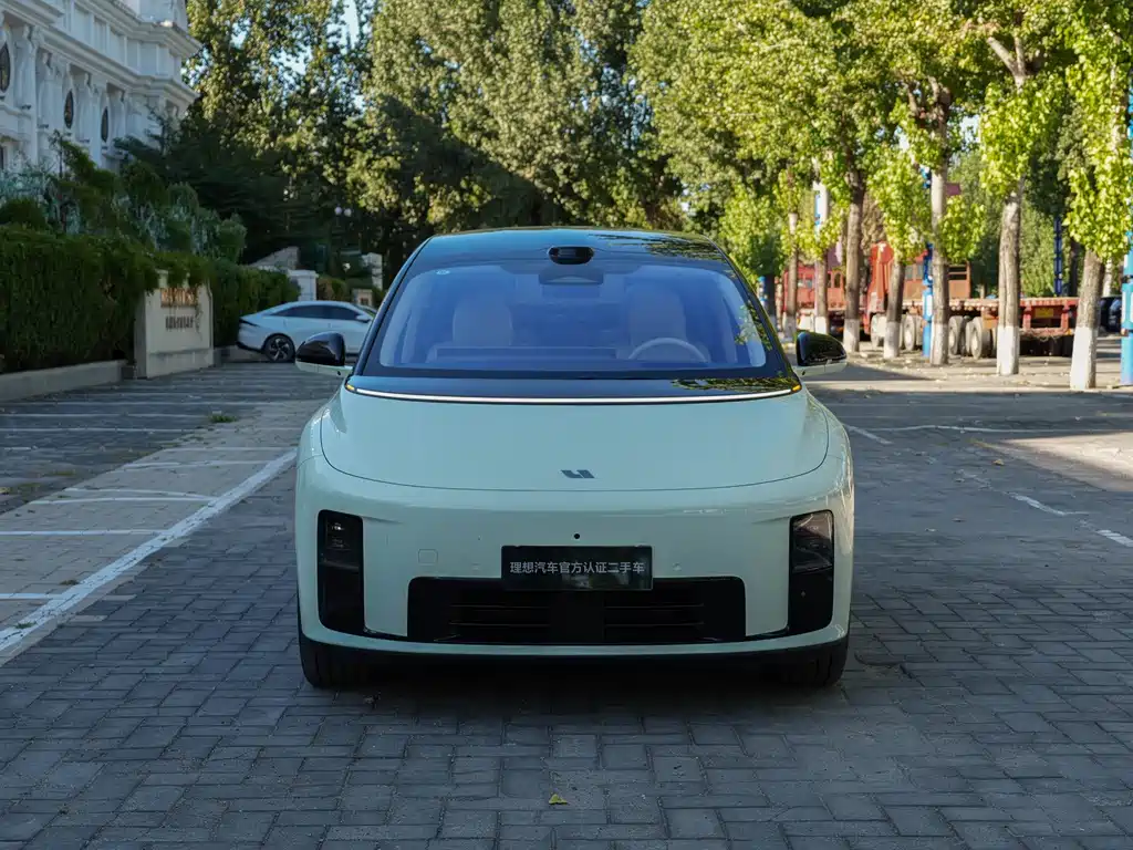 Li Auto Li i8 — миниатюра 2