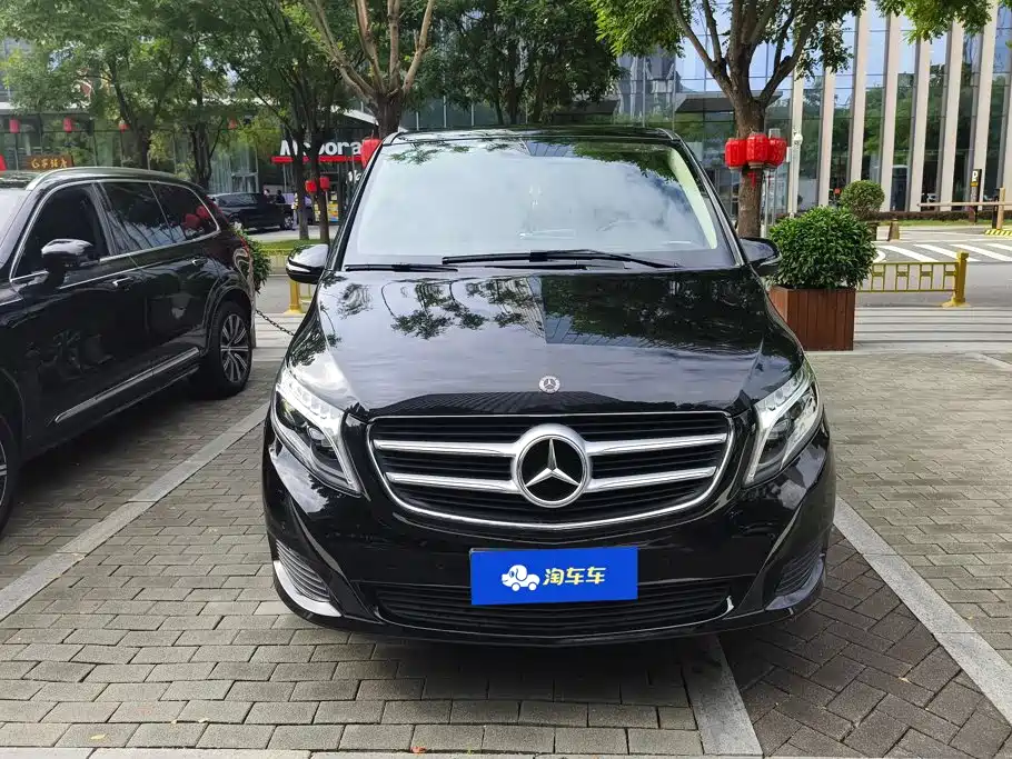 Mercedes-Benz V-Class — миниатюра 2