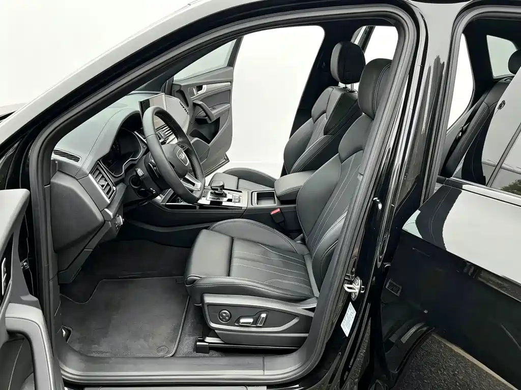 Audi Q5L — миниатюра 4