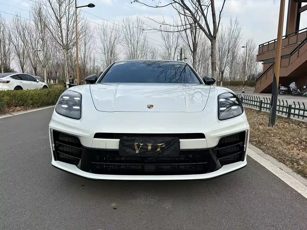 Porsche Panamera 2024