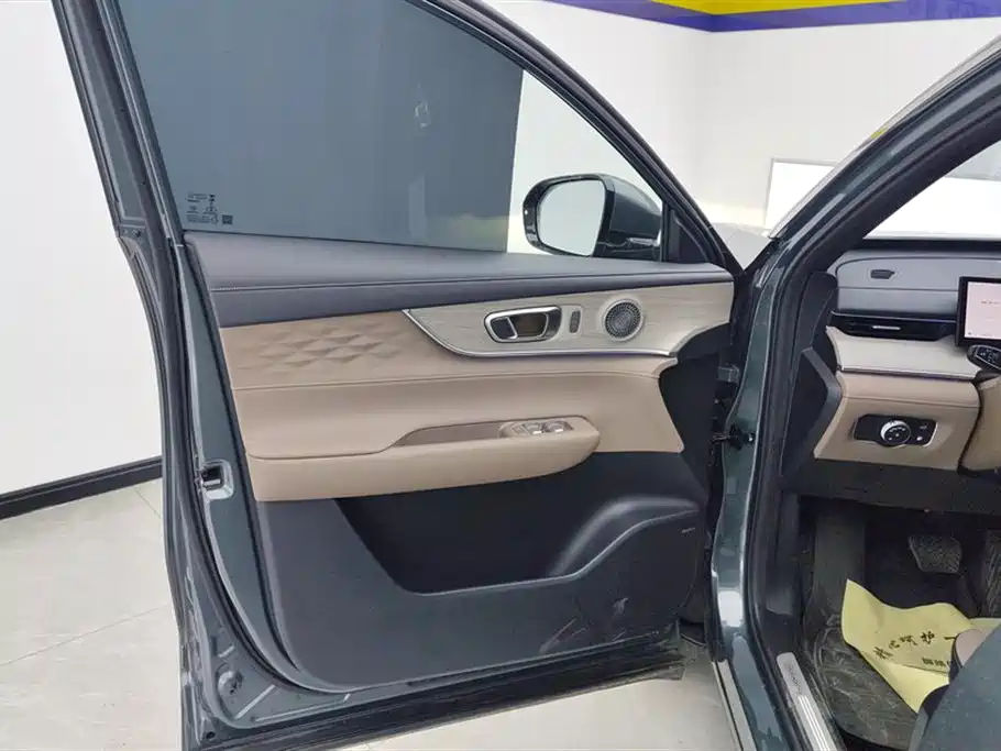 Chery T8 2025 1.5T 130km Premium 5 мест