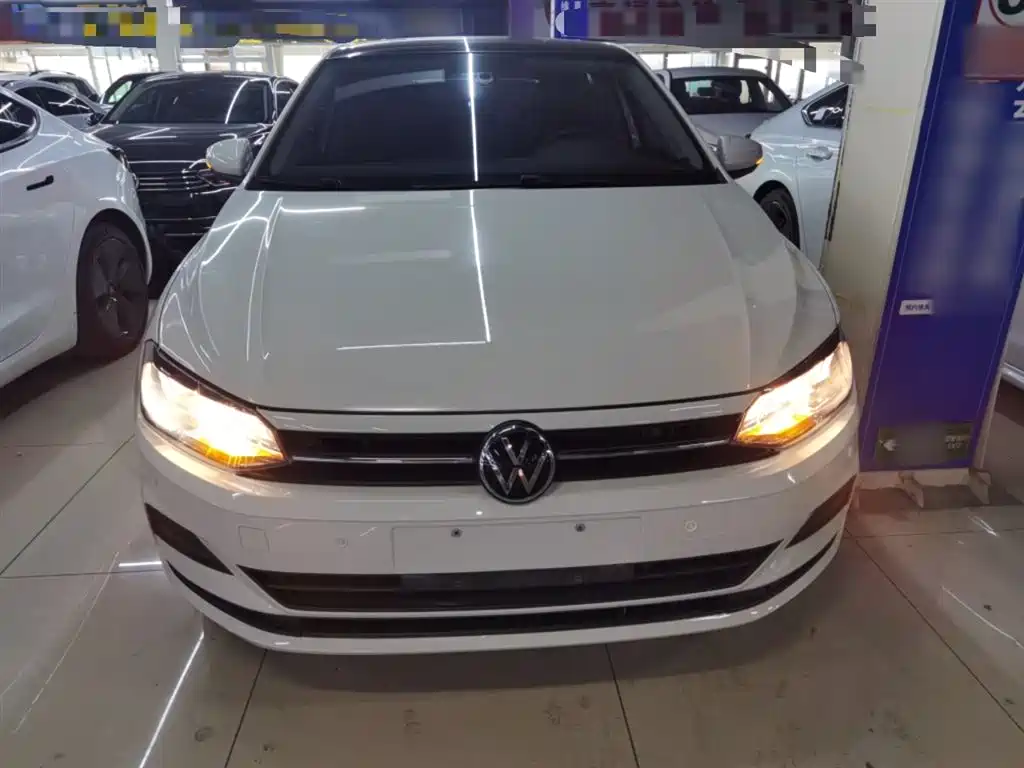 Volkswagen Polo 2021 Plus 1.5L AT