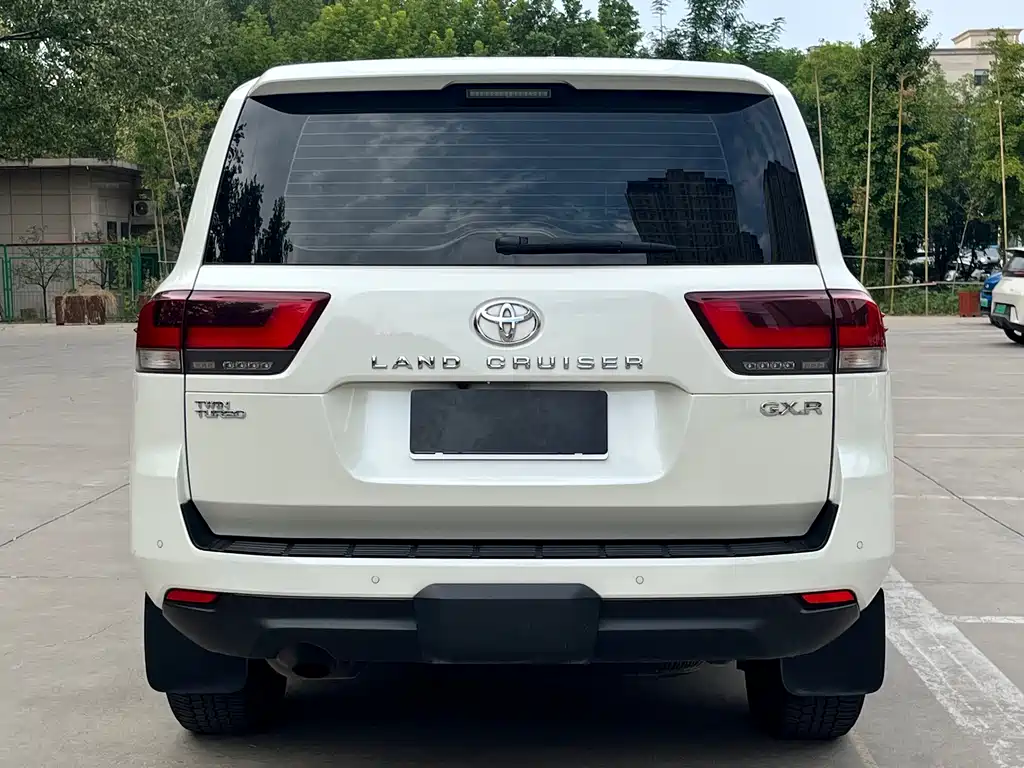 Toyota Land Cruiser — миниатюра 17