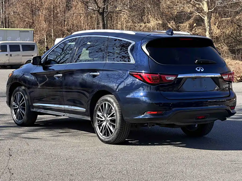 INFINITI QX60