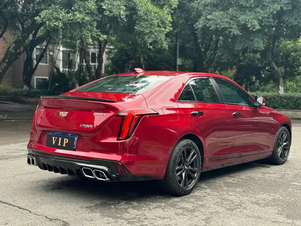 CADILLAC CT4