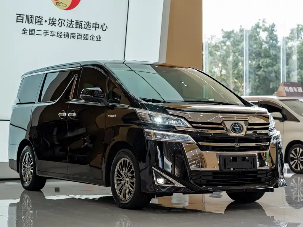 Toyota Vellfire — миниатюра 3