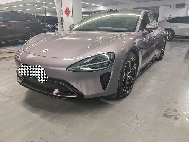 XIAOMI CAR XIAOMI SU7 2024