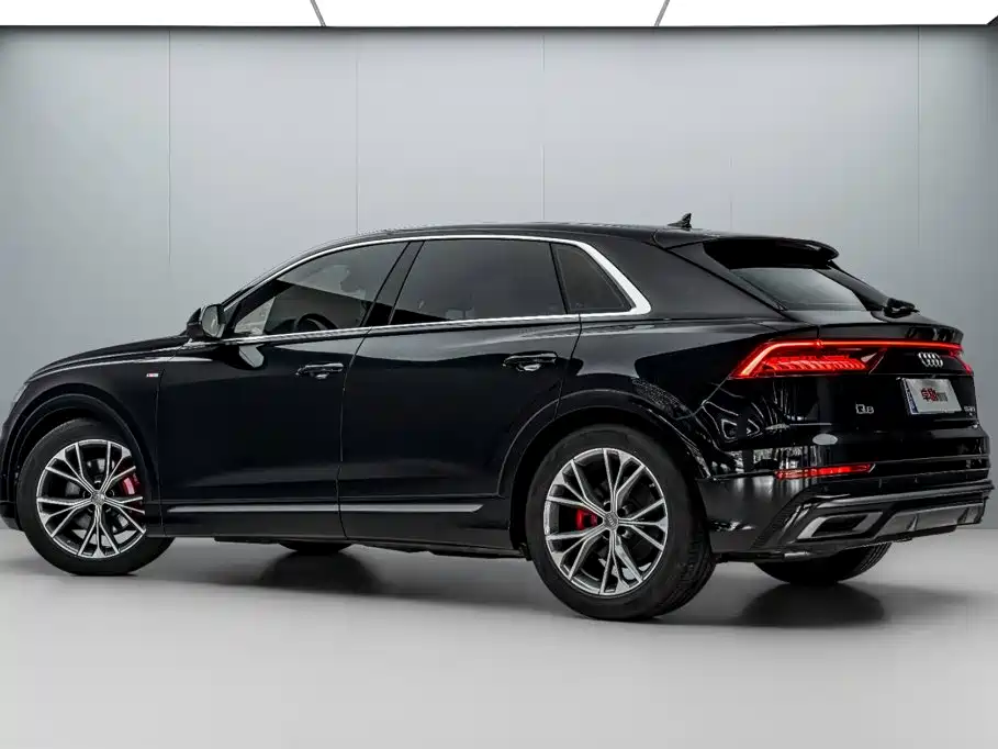 Audi Q8 — миниатюра 5