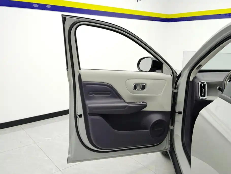 Leapmotor Leapmotor B10 — миниатюра 7