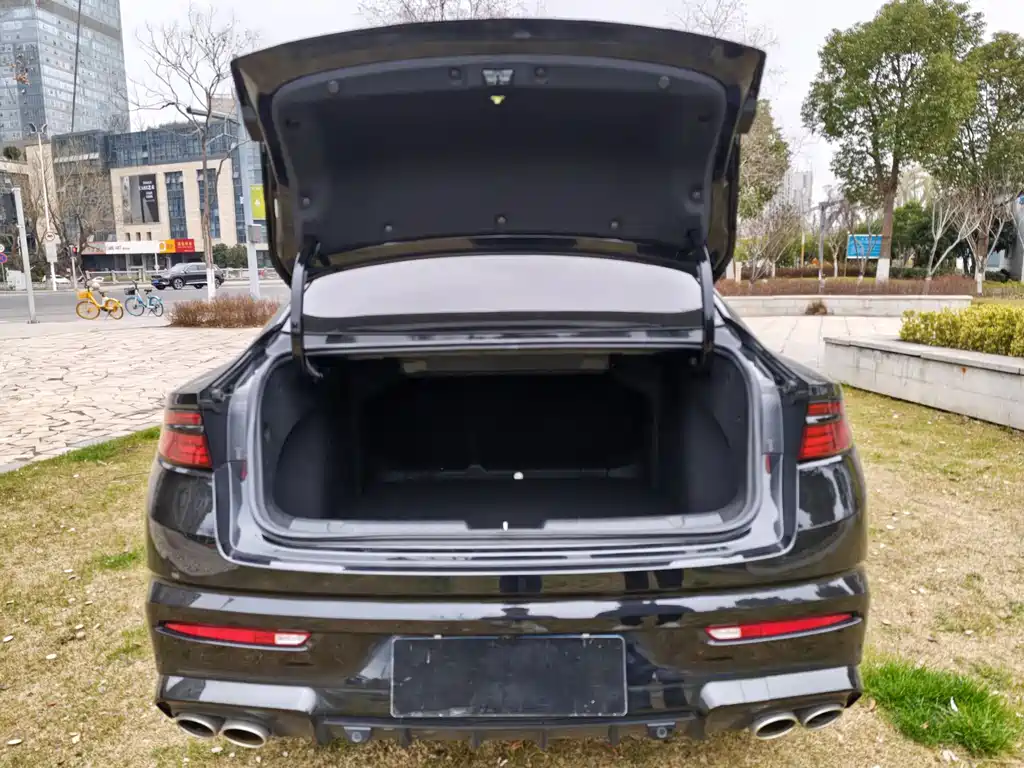 GEELY AUTOMOBILE XINGRUI