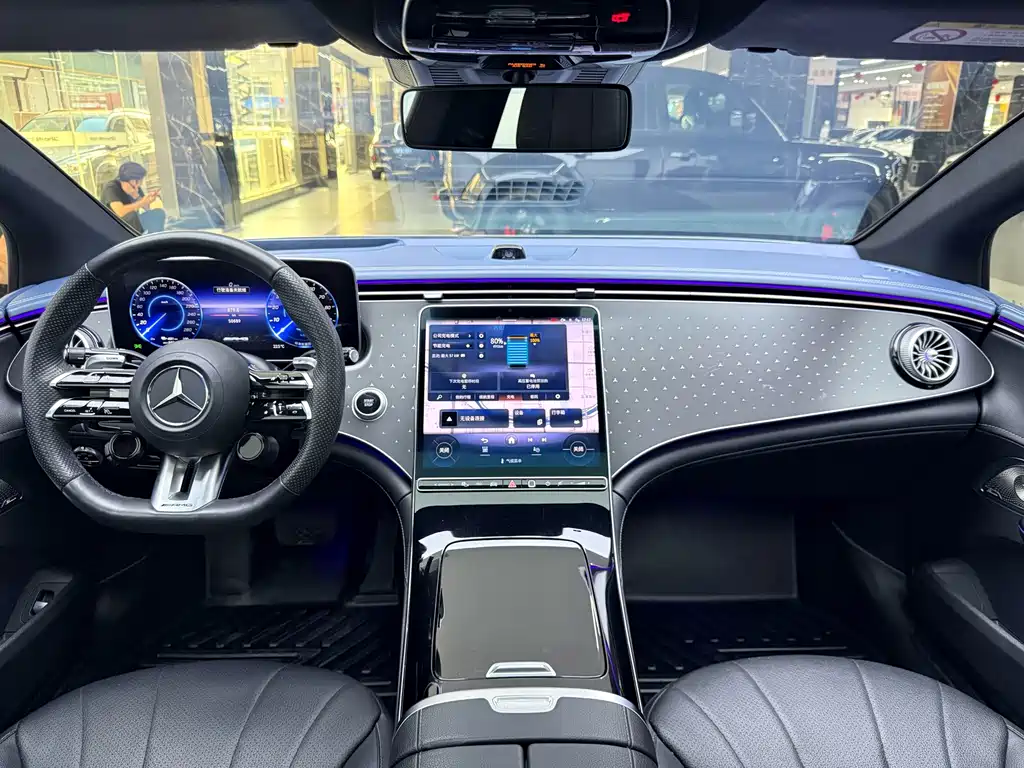 Mercedes-Benz EQE — миниатюра 12