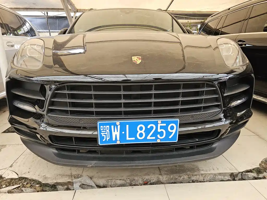 Купить Porsche Macan