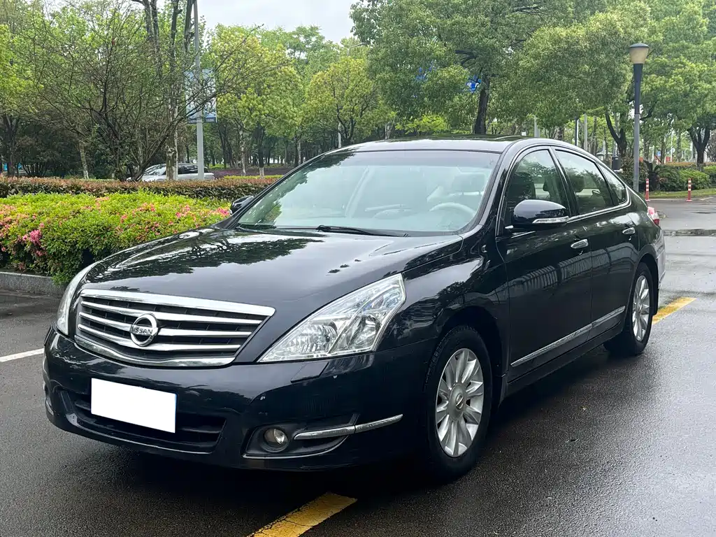 Nissan Teana 2010