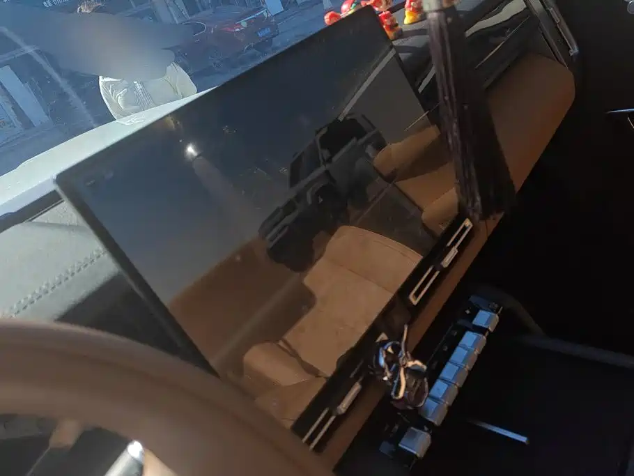 iCAR iCAR V27 — миниатюра 13