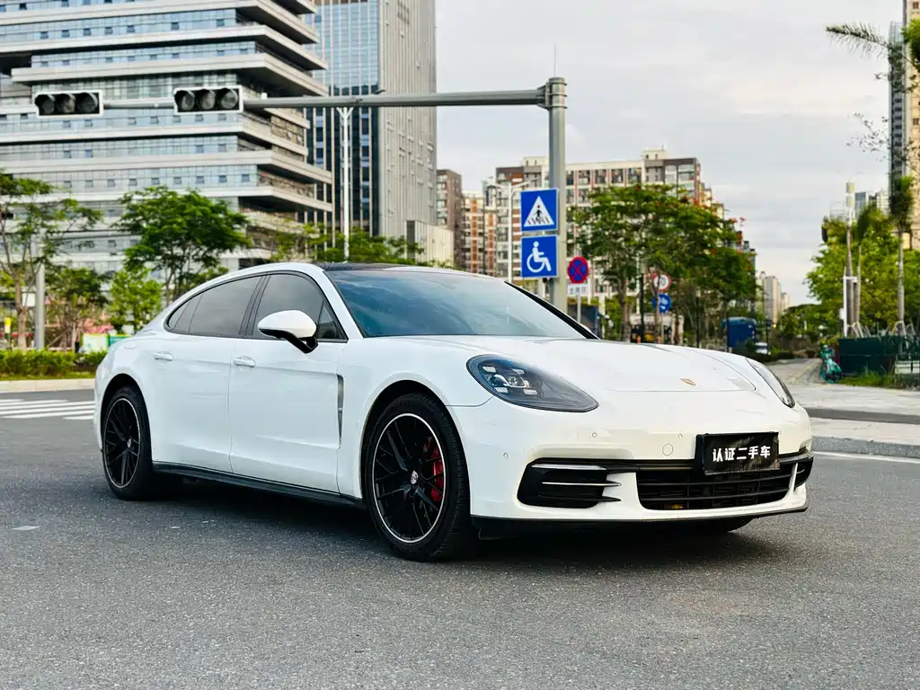 Porsche Panamera — миниатюра 3