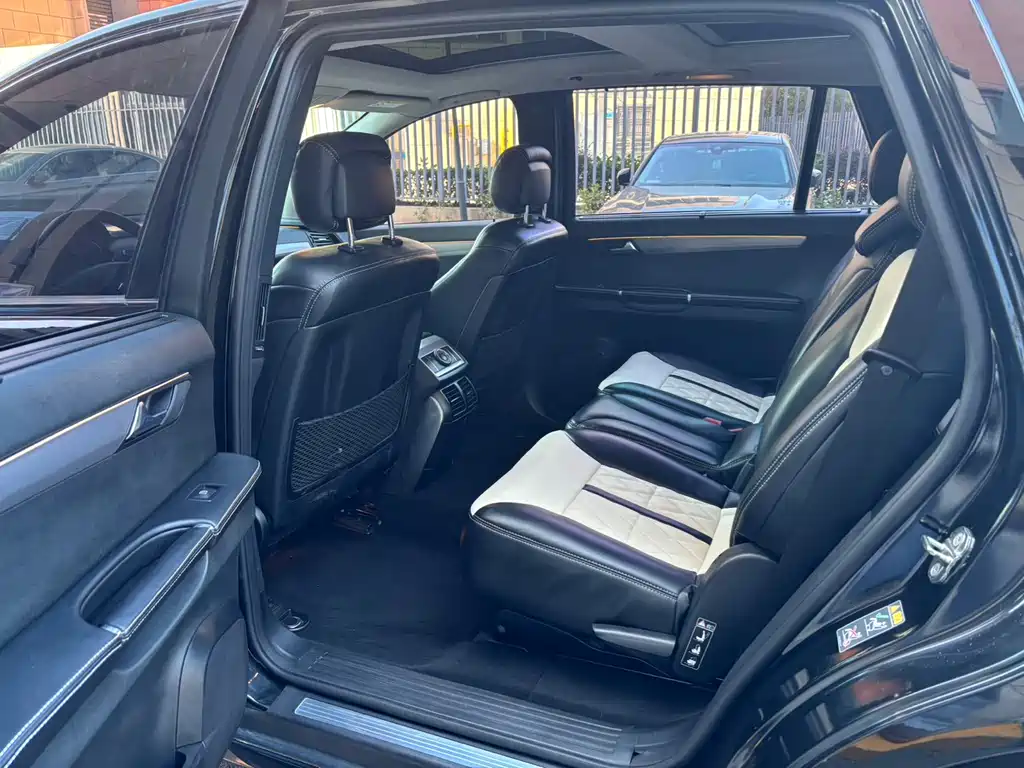 MERCEDES-BENZ R CLASS