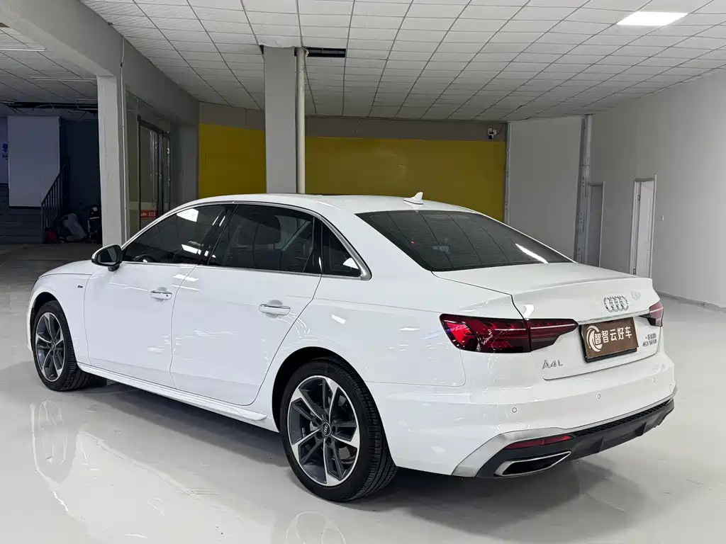 Audi A4L — миниатюра 7