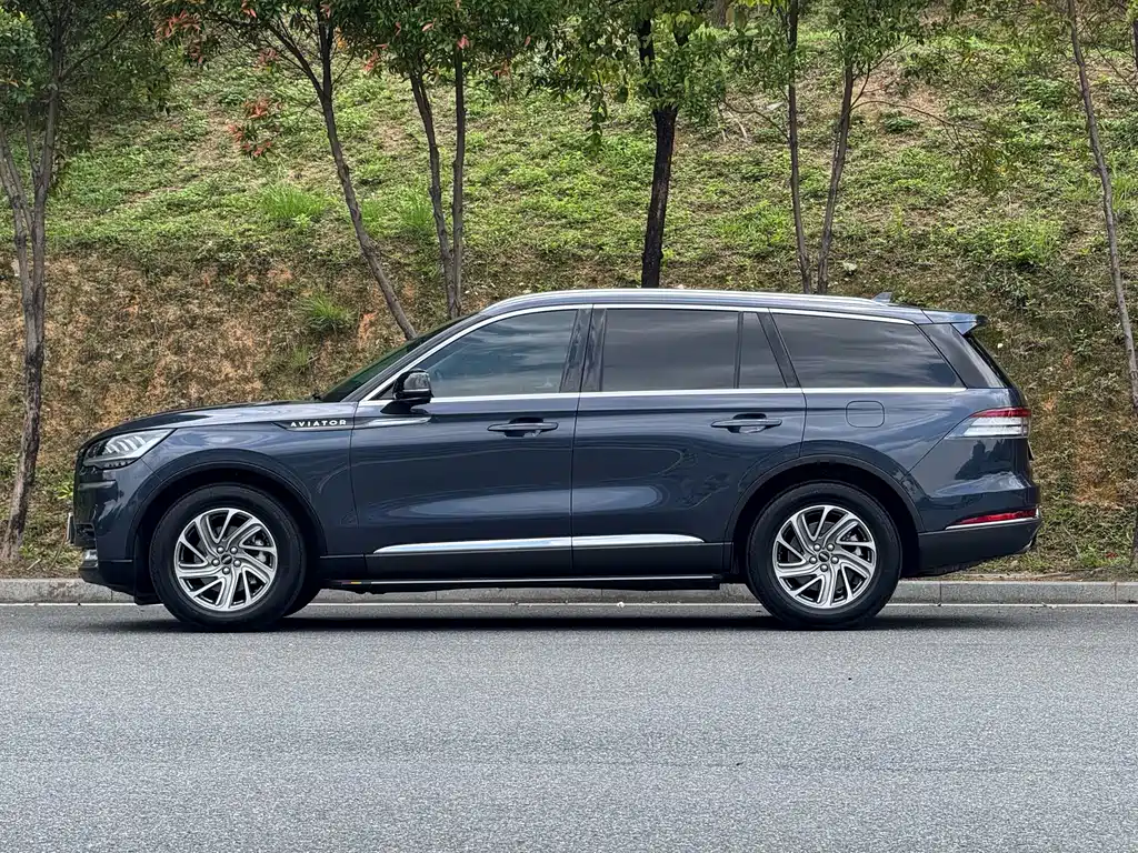 Lincoln Aviator 2021 3.0T V6 Premium