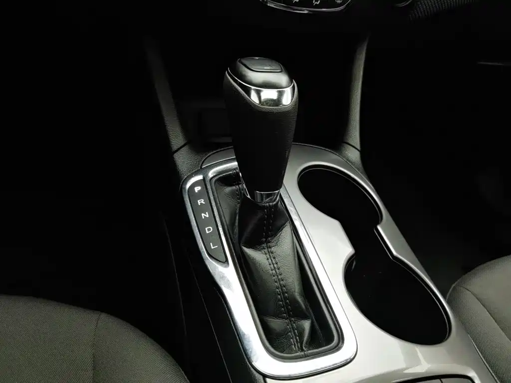 Chevrolet Cruze — миниатюра 13