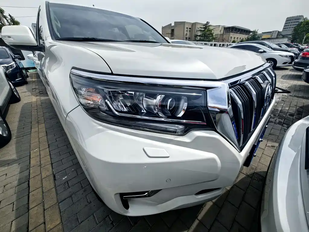Toyota Land Cruiser Prado 2018 3.5L AT TX-L