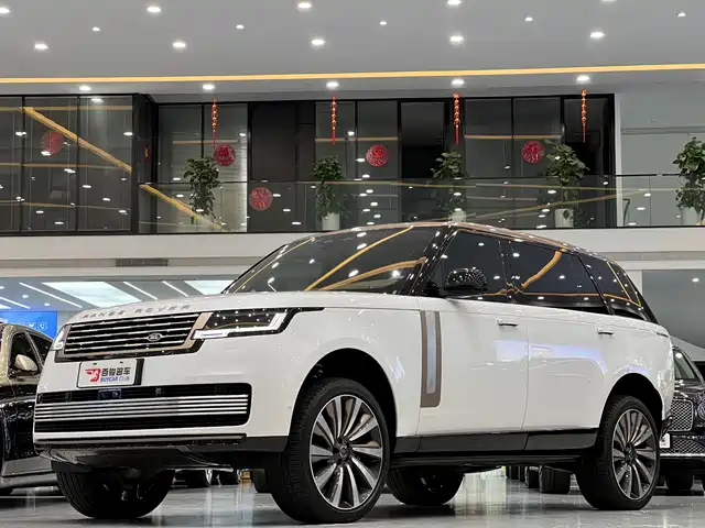 LAND ROVER RANGE ROVER 2025