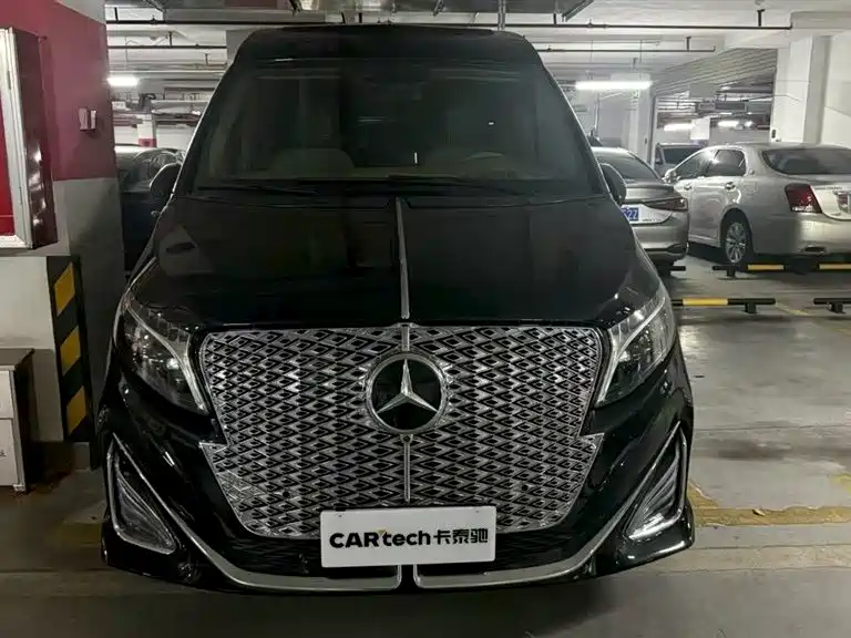 Mercedes-Benz V-Class 2024