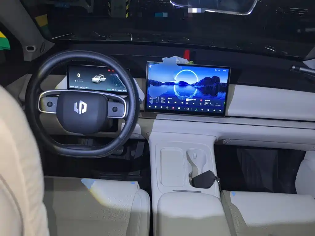 Leapmotor Leapmotor C16 — миниатюра 10