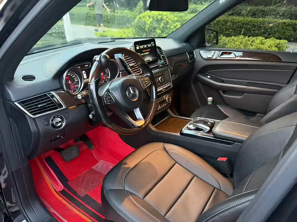 Mercedes-Benz GLS — миниатюра 5
