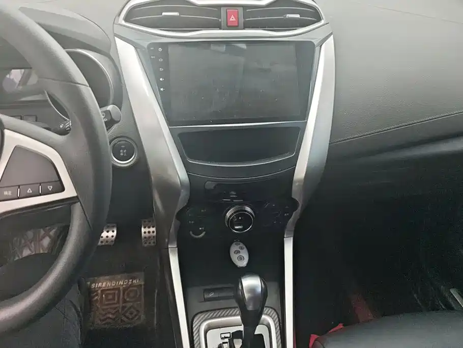 BYD Yuan — миниатюра 13