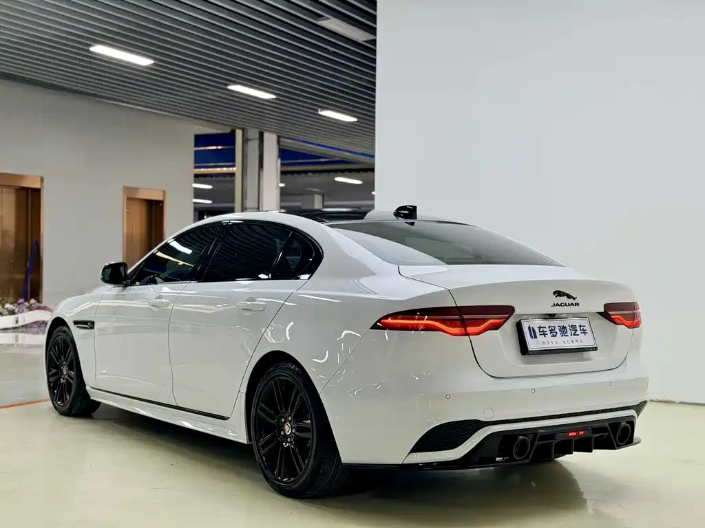Jaguar XEL — миниатюра 4