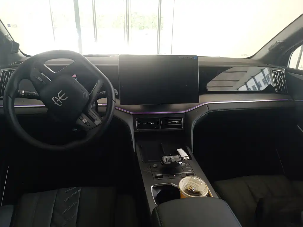 BYD L DM-i — миниатюра 7