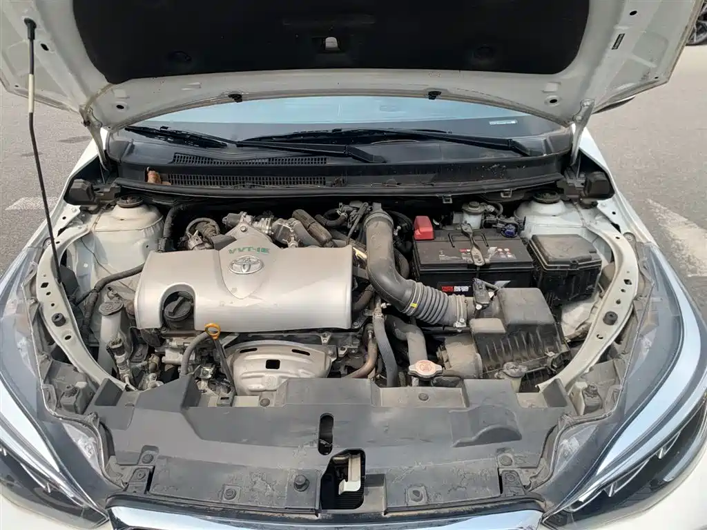 TOYOTA YARIS L ZHIXUAN