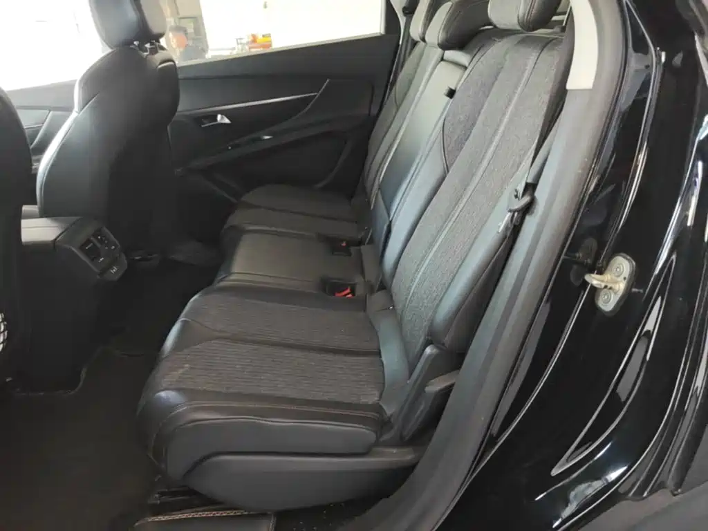 Peugeot 5008 — миниатюра 17