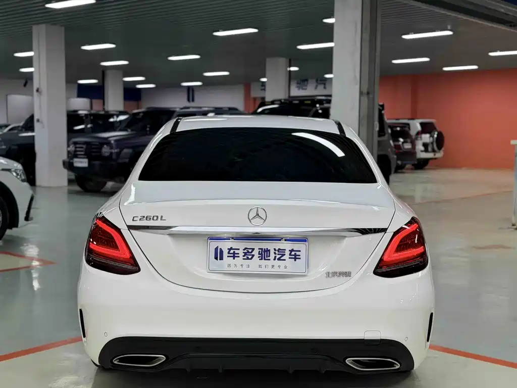 Mercedes-Benz C-Class — миниатюра 5