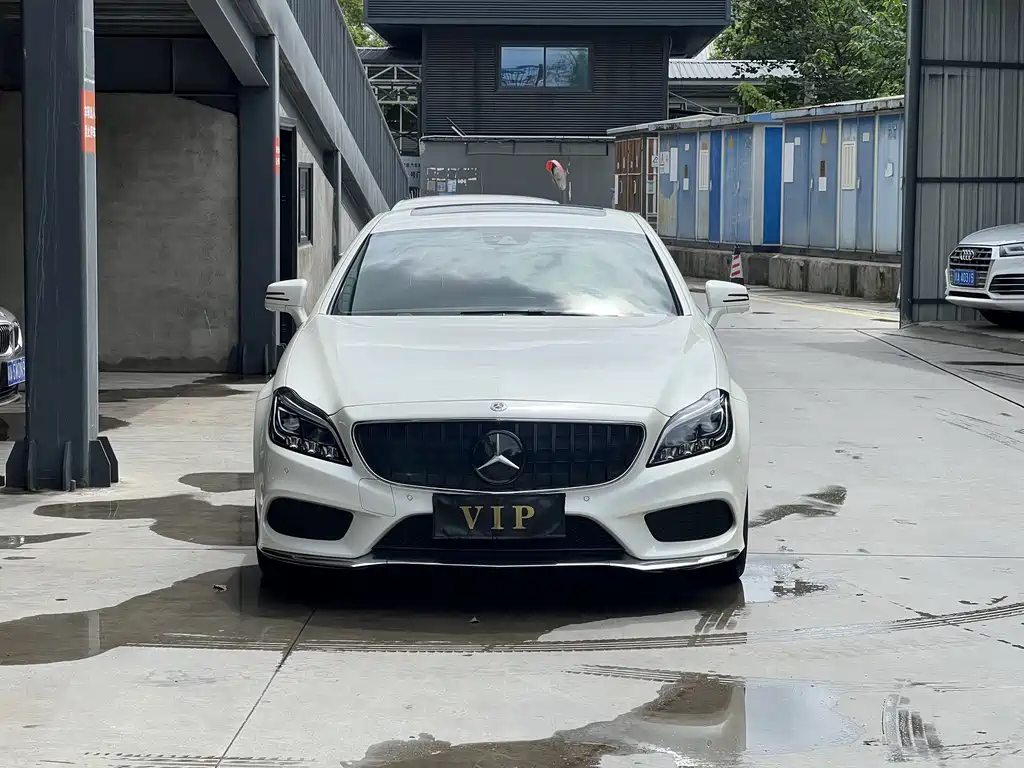 Mercedes-Benz CLS — миниатюра 2