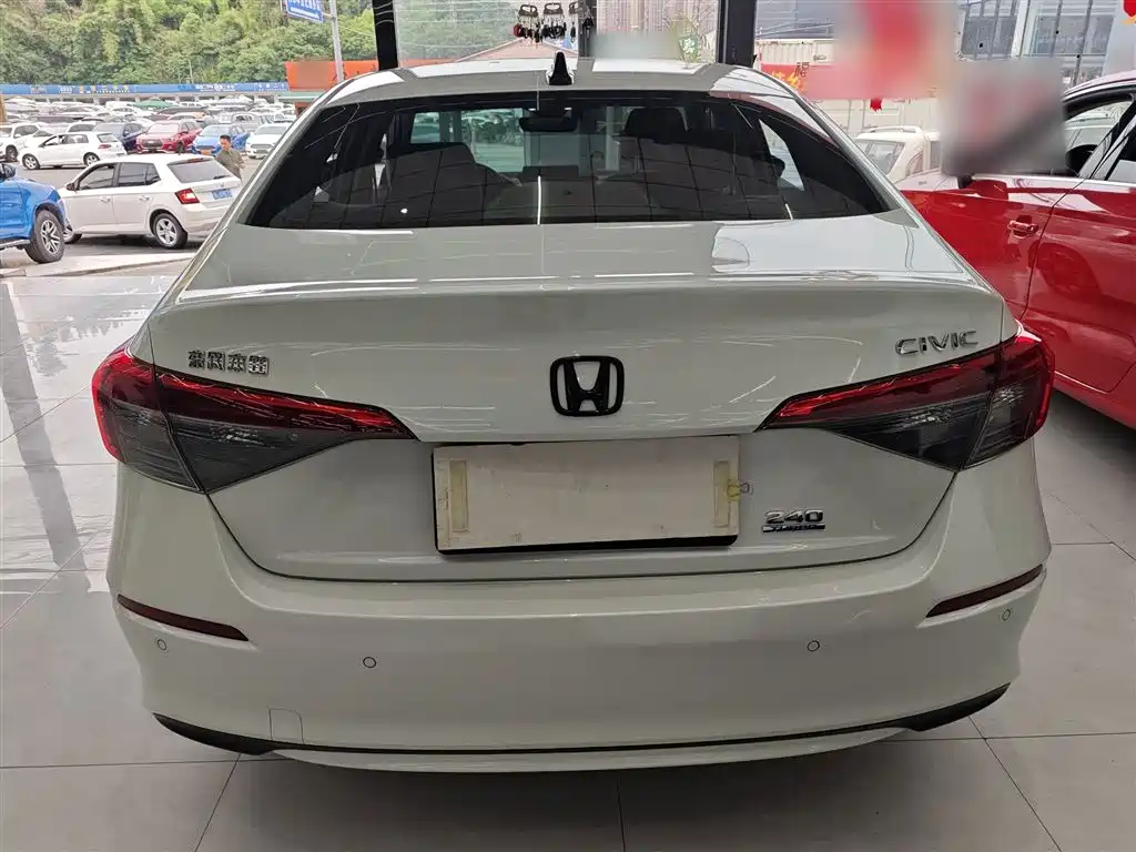 Honda Civic 2022 240TURBO CVT