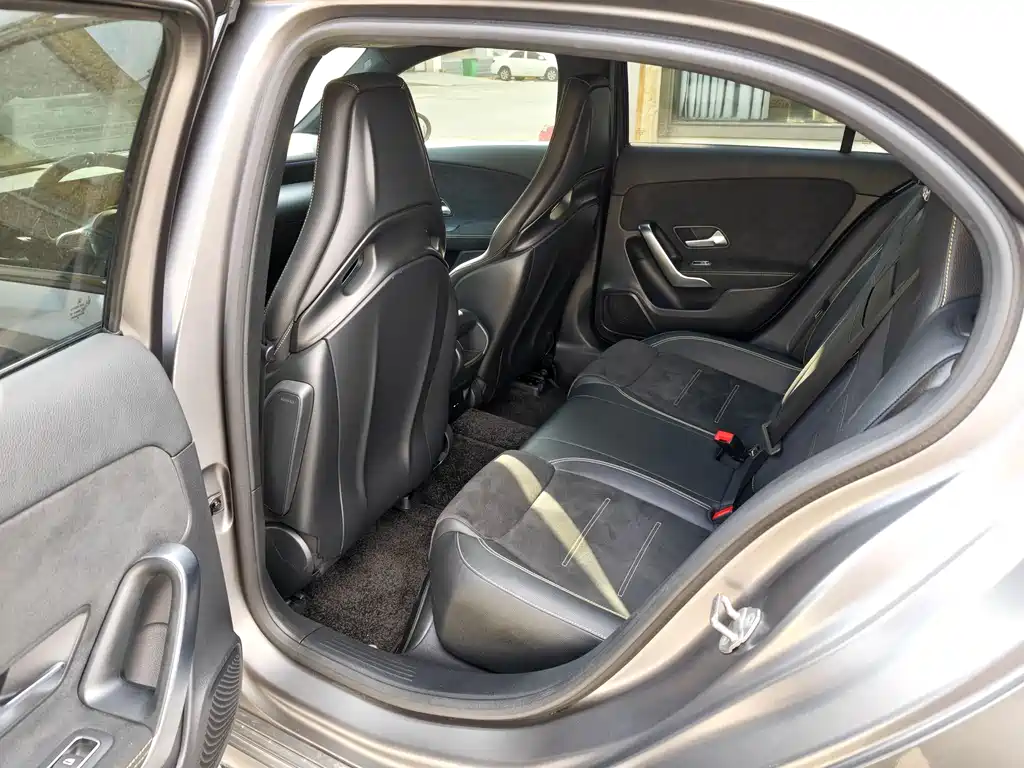 MERCEDES-BENZ A CLASS AMG