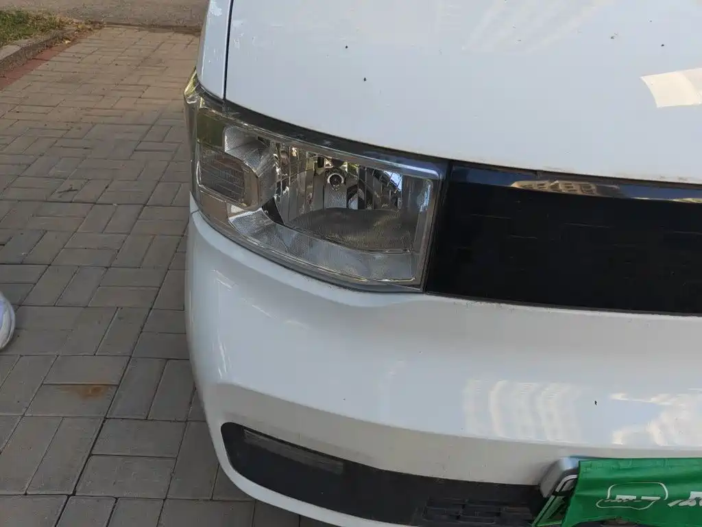 Wuling MINIEV — миниатюра 7