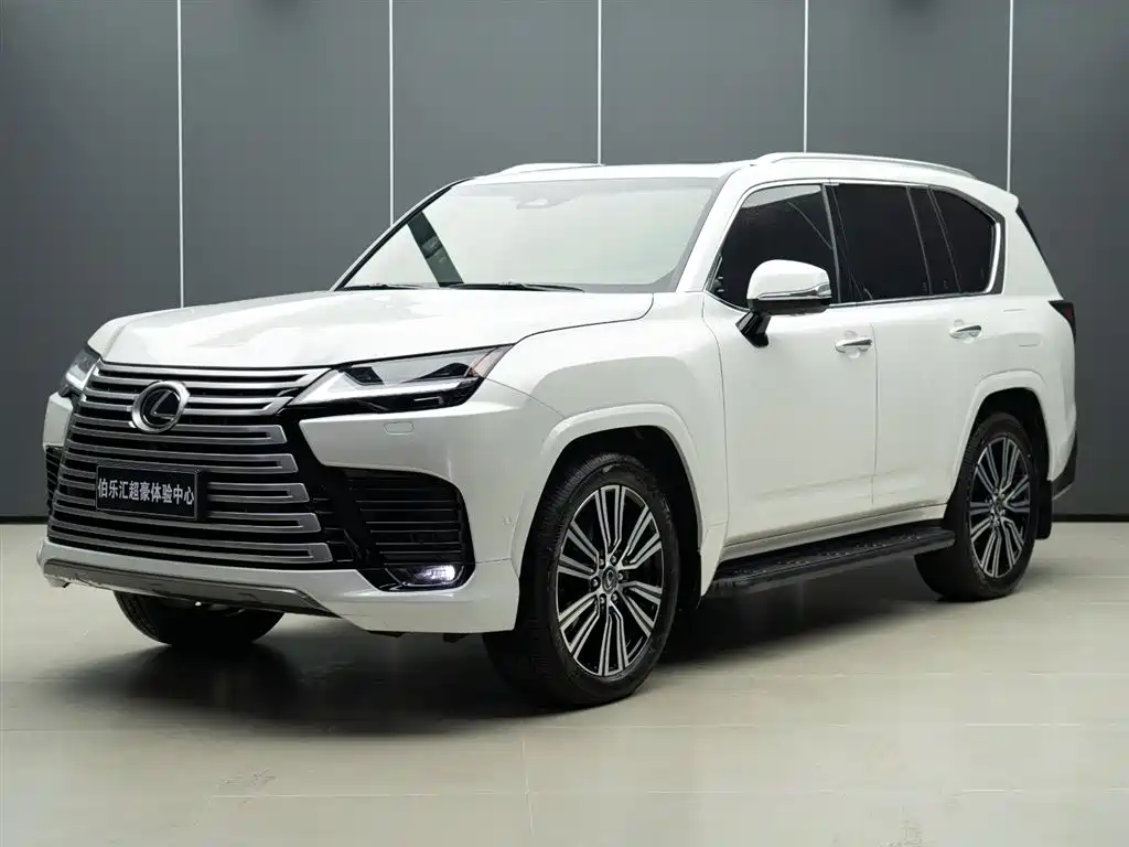 Lexus LX 2026 Белый из Китая