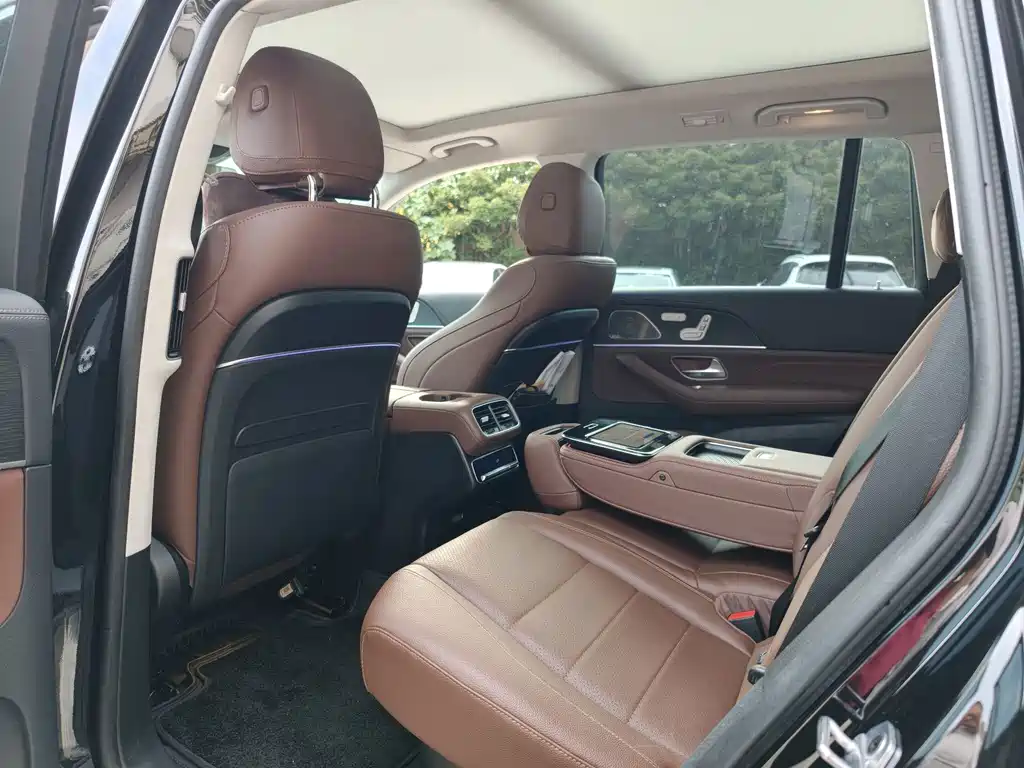 Mercedes-Benz GLS — миниатюра 7