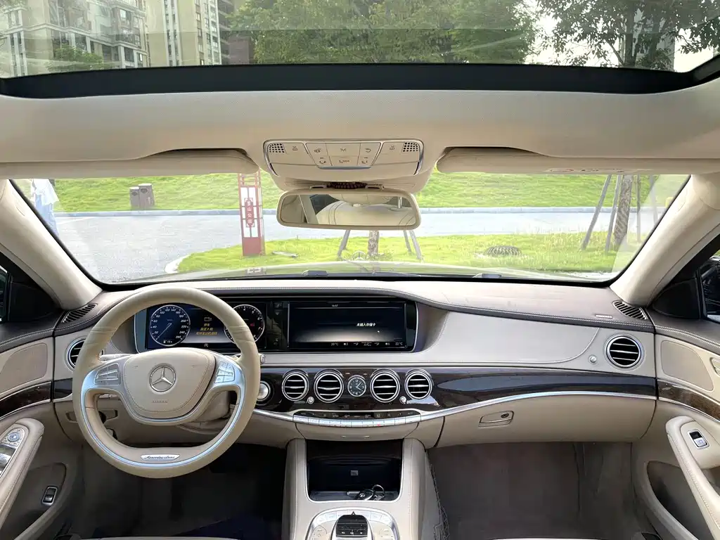 Mercedes-Benz S-Class — миниатюра 7