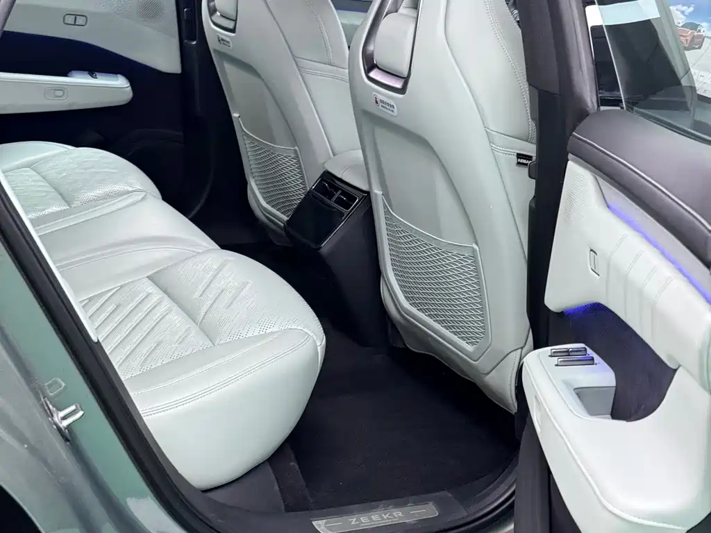 ZEEKR EXTREME KRYPTON 001